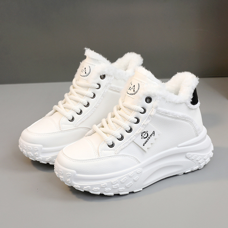 Ddmysports Q New Little White Mid Top Instagram Trendy Student Board Internet Red Thick Sole Matsutake Elevated Snow Shoes OUTDOOR