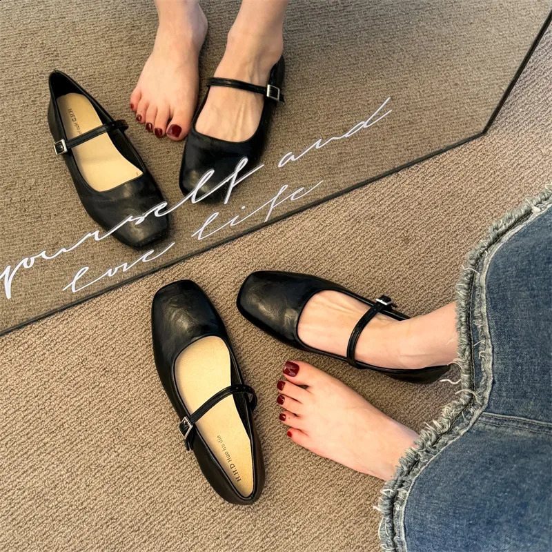 Shoes Woman Comfortable And Elegant Female Footwear Shallow Mouth Modis Retro Dress Grandma Flat Concise Retro Woman Sh 240826