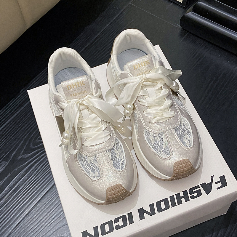 Ddmysports BN New Dad For Women In Spring And Summer Height Increasing Breathable Thick Soled Casual Color Blocked Versatile Travel Shoes OUTDOOR
