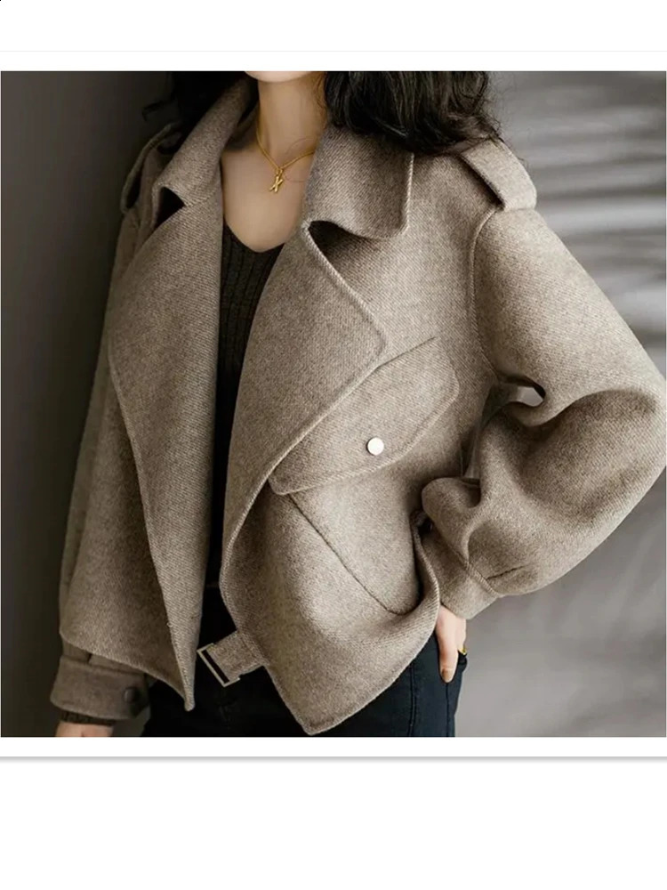 Womens twill wool jacket short coat elegant blended wool jacket winter 240828
