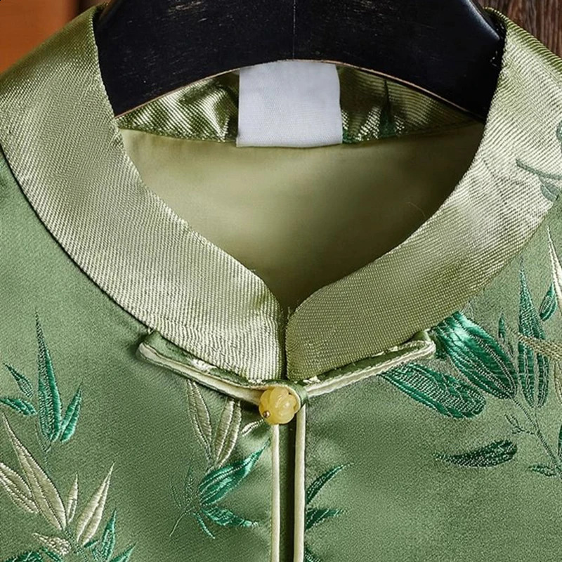 Chinese style womens Song Jin vest green round neck button printed sleeveless top autumn fashion Zen style vest 240828