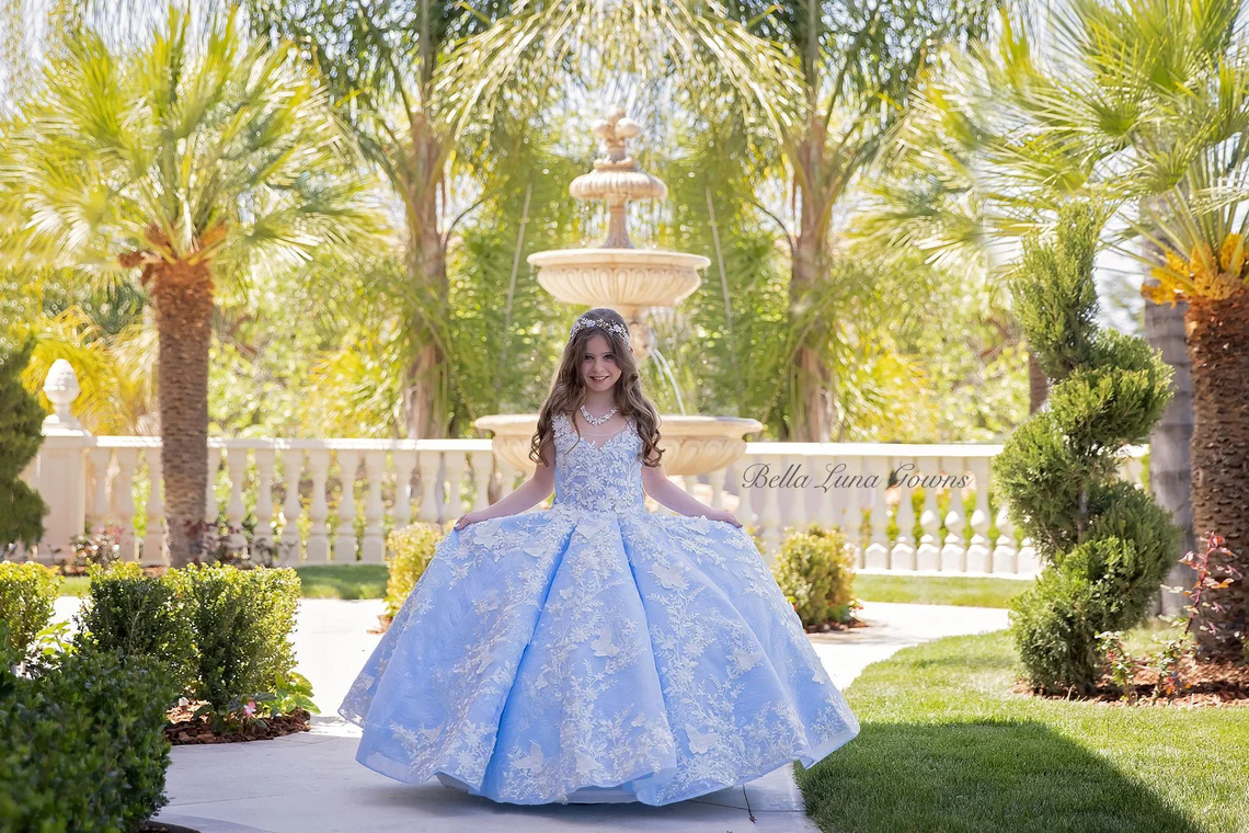 Sky Blue Dream Sleeveless Lace Flower Girl Dresses Tulle Appliques Floor Length Formal Kid Dress Weddings Sheer Neck Ball Gown Kids Birthday Party Gow