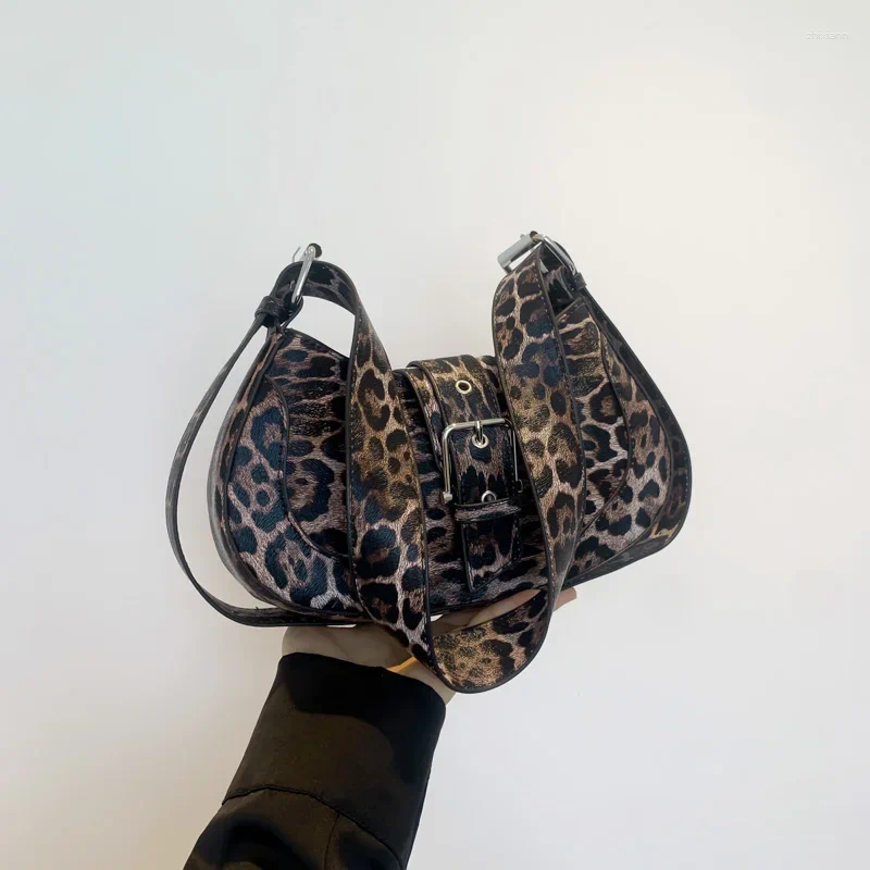 Free Shipping Shoulder Bags Retro Women Underarm Bag For Wide Strap Handbags Fashion Half Moon Pu Leather Crossbody Female Leopard Designer Bag Luxury