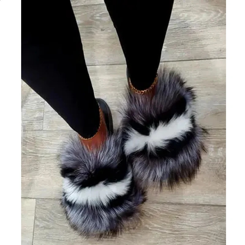 Dazhen fluffy fur ball Pom Fox sandals cartoon mom slider and childrens fur apartment fur womens fur slider 240827