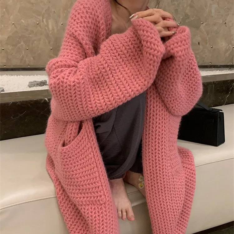 Maxi Cardigan Knit Sweater Women Crochet Spring Autumn Winter Sweater Heart Streetwear Pocket Knitted Coat Long Jacket Jumpers 240828