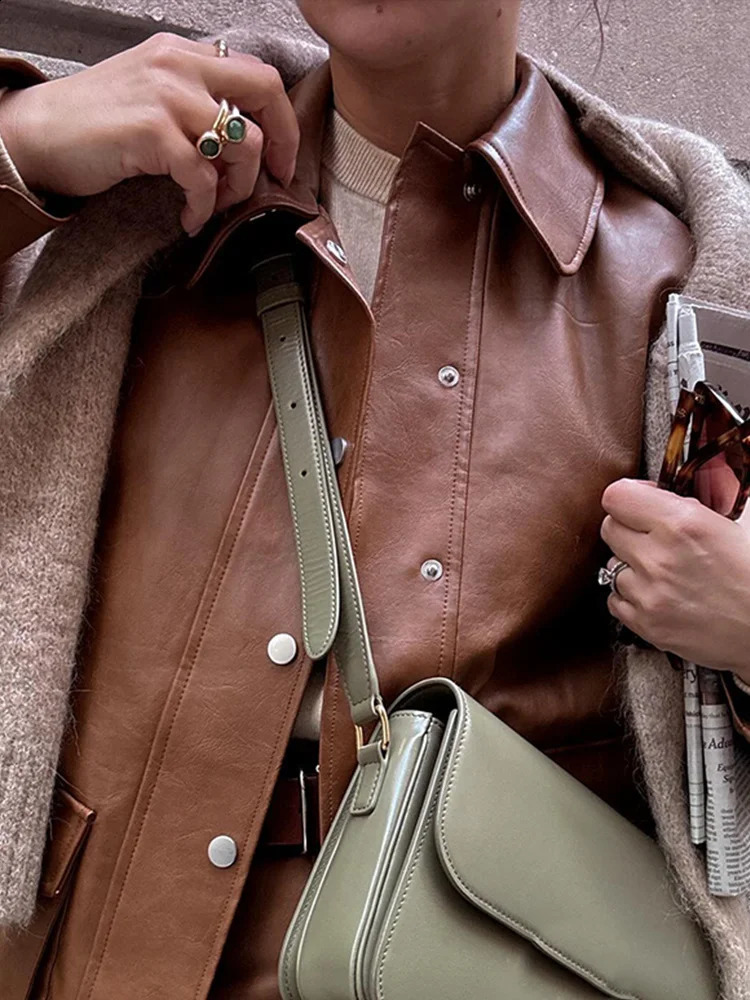 Retro leather jacket womens fashionable lapel single chest pocket loose womens jacket autumn full matching womens jacket 240827