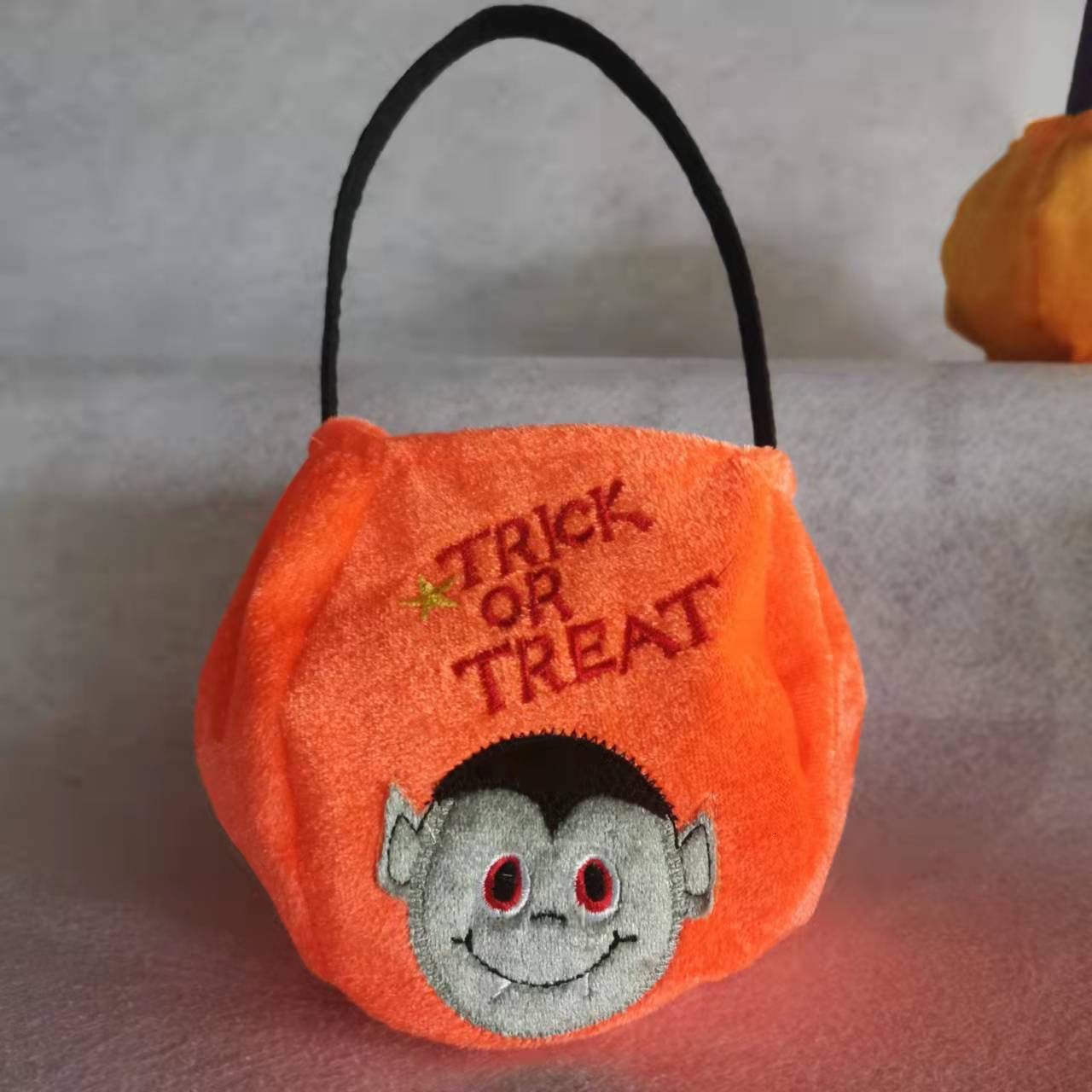 Halloween Props Hand Held Pumpkins Troublemakers Ghosts Gifts Candy Bags Creative Atmosphere Party Costumes F08.28-1.65 b6e6c