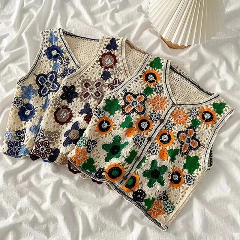 Womens hollow crochet knitted vest vest with bead embroidery colored sleeveless cardigan used for jacket button crops 240828