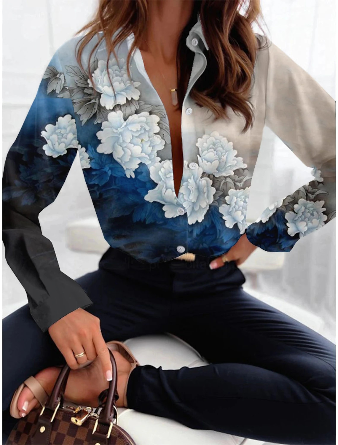 Simple womens shirt 3D chain fashion V-neck long sleeved autumn long sleeved loose street womens casual T-shirt for women 240828