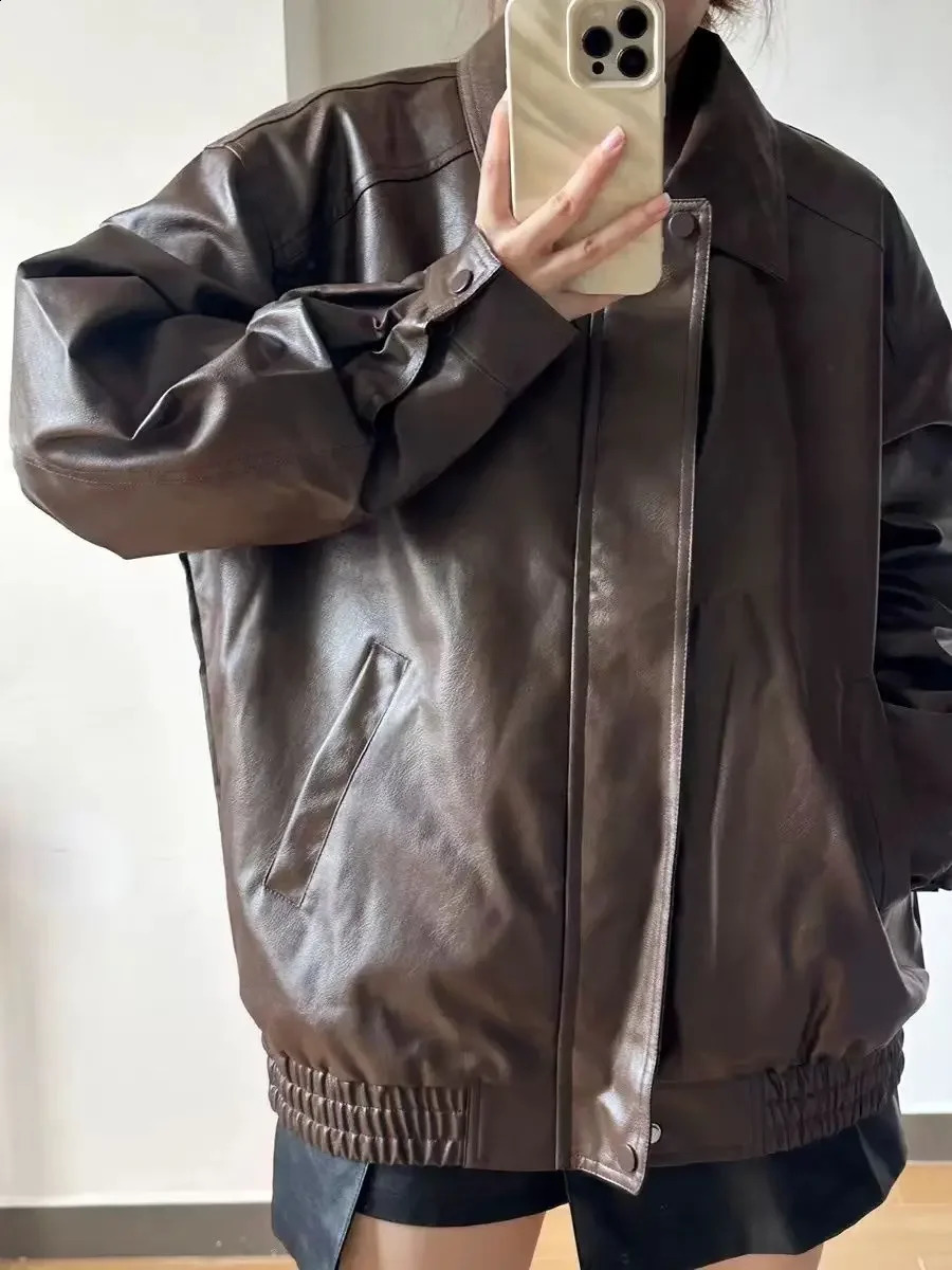PU jacket womens retro leather loose British autumn smooth and gentle full matching literary BF unisex coat 240827