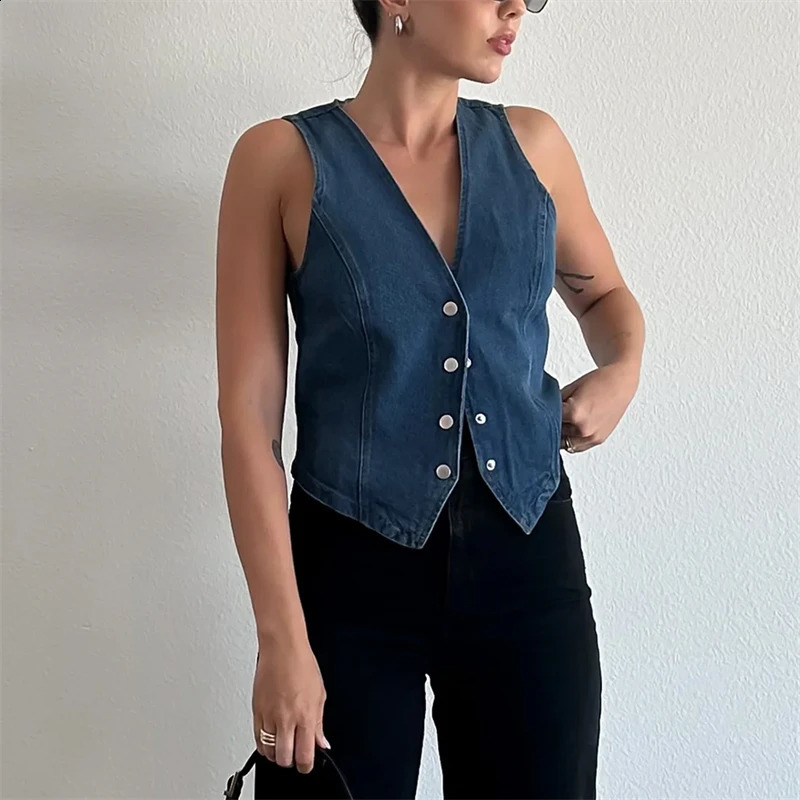 Womens retro sleeveless V-neck button vest womens solid color denim jacket casual slim fit denim top 240828