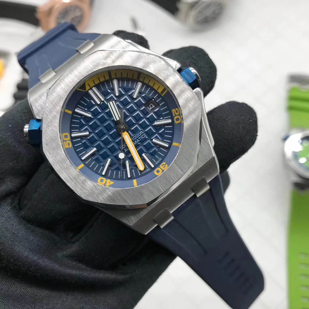 TOP 5A quality luxury Men Watch Automatic Mechanical 2813 movement 42mm Watch Rubber Strap Luminous Waterproof 100M Sport fashion sapphire wristwatch