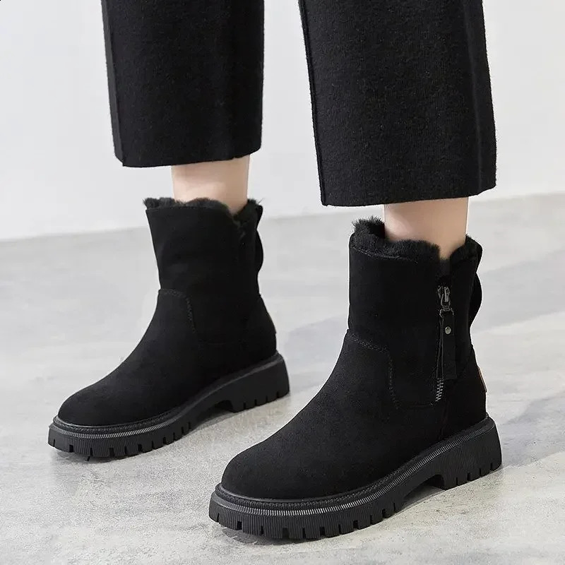 Womens Snow Boots Winter Mid-Tube Plus Velvet Thickened Warm Cotton Shoes Fur Integrated Fashion Platform Female Booties 240828