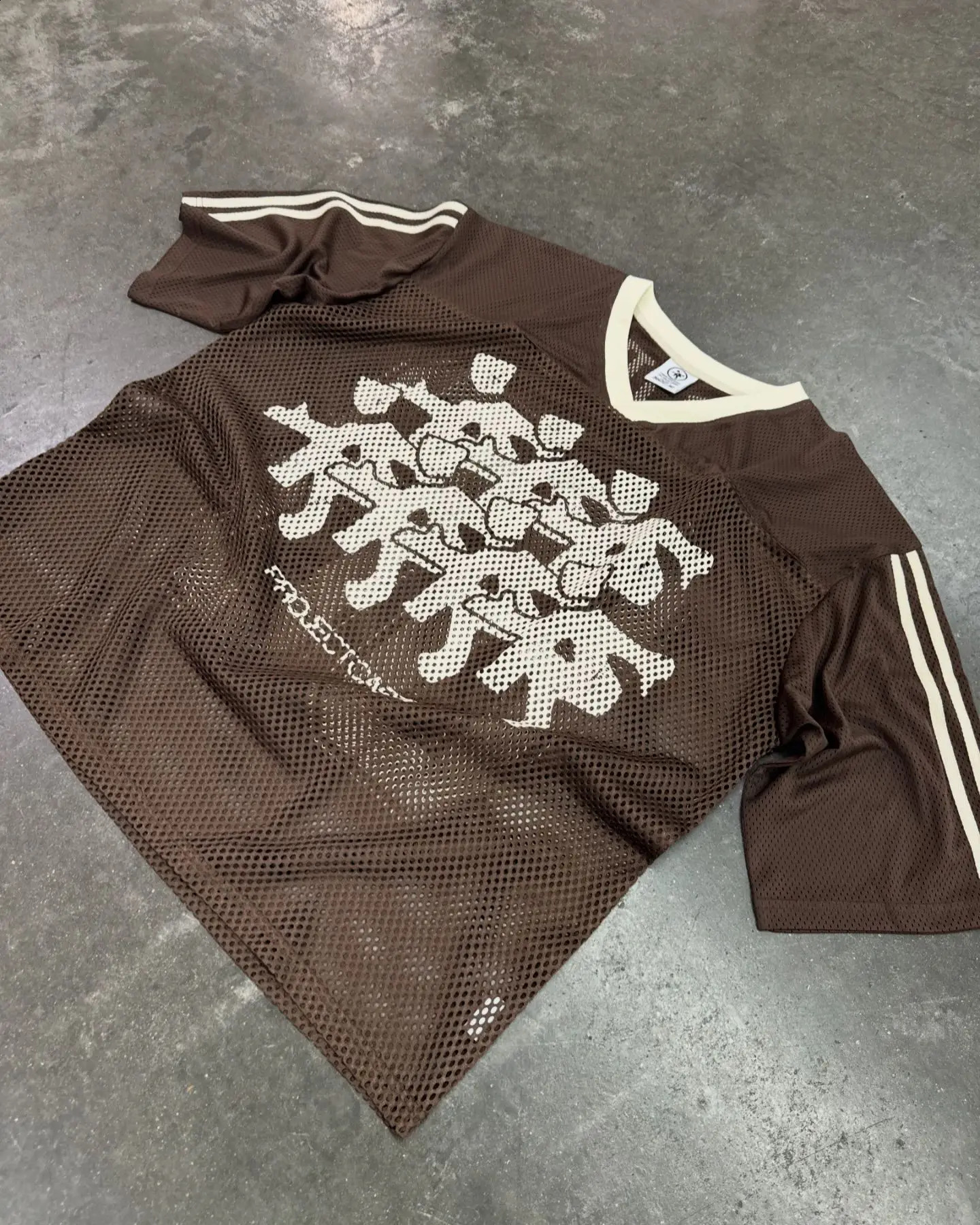 Harajuku Mesh Breathable Graphic T Shirts for Men Women Versatile Casual Oversized Shirt Fashion Street Short Sleeved Tops 240827