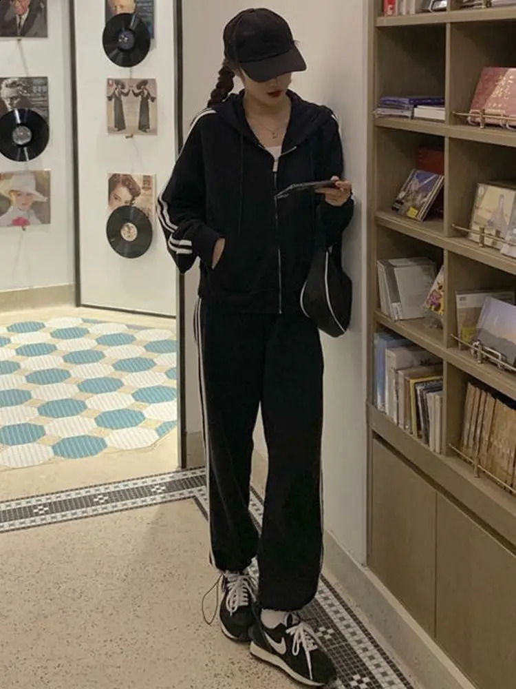 Sports Suit Women Autumn/winter Coat Student Loose Hooded Sweatshirt Sweat Pants Casual Two-piece Running Clothes Joggers Set 240827