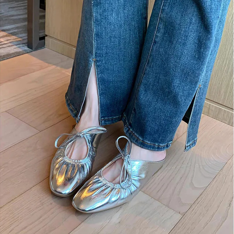 Silver Mary Jane Shoe Summer French Retro Flat Shoe Round Toe Soft Sole Women Shoe Fashion Slippers Allmatch Casual Sandals 240826