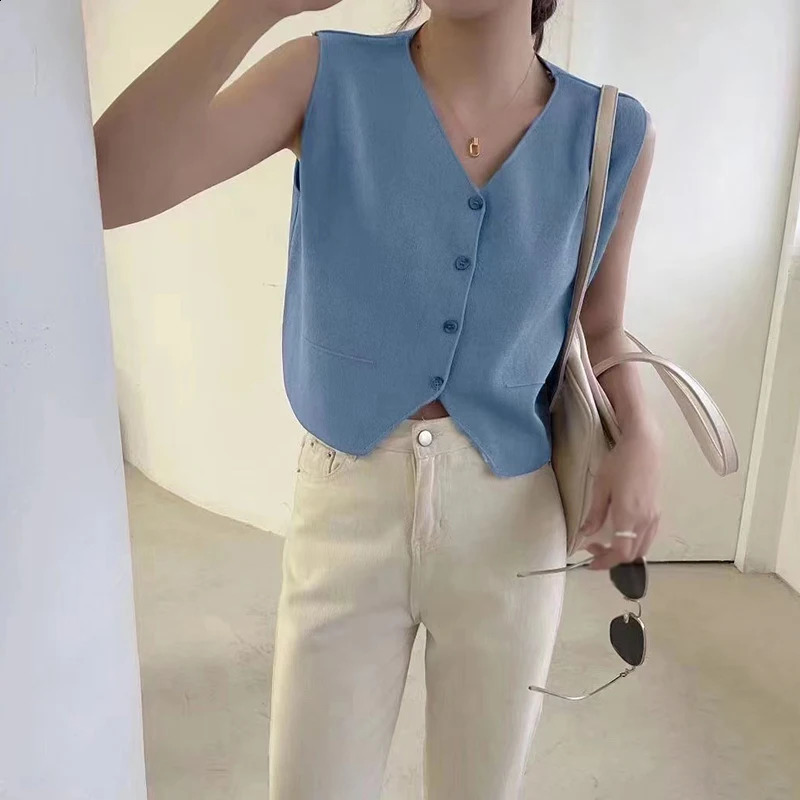 Retro V-neck sleeveless outerwear casual vacation crop top 240828