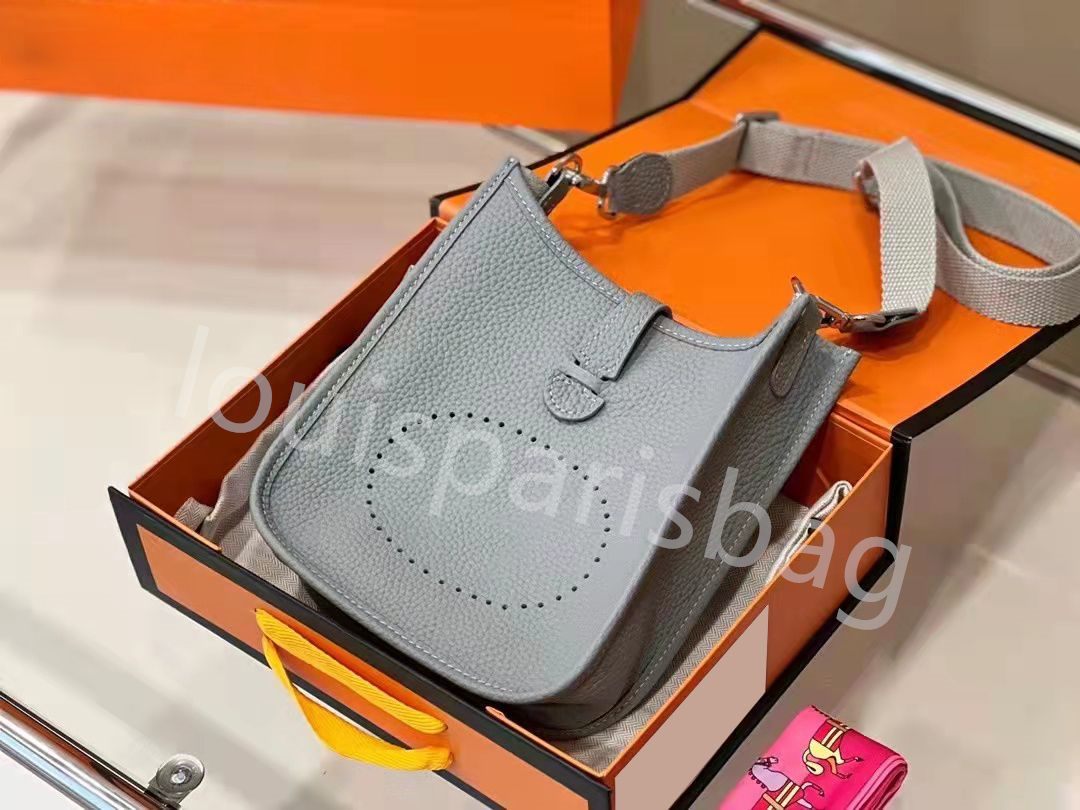 7A quality Genuine leather Bag hobo envelope Women's men Tim handbags tote handle Luxury Designer fashion totes wallet pockets handbag Shoulder super carry lipstick