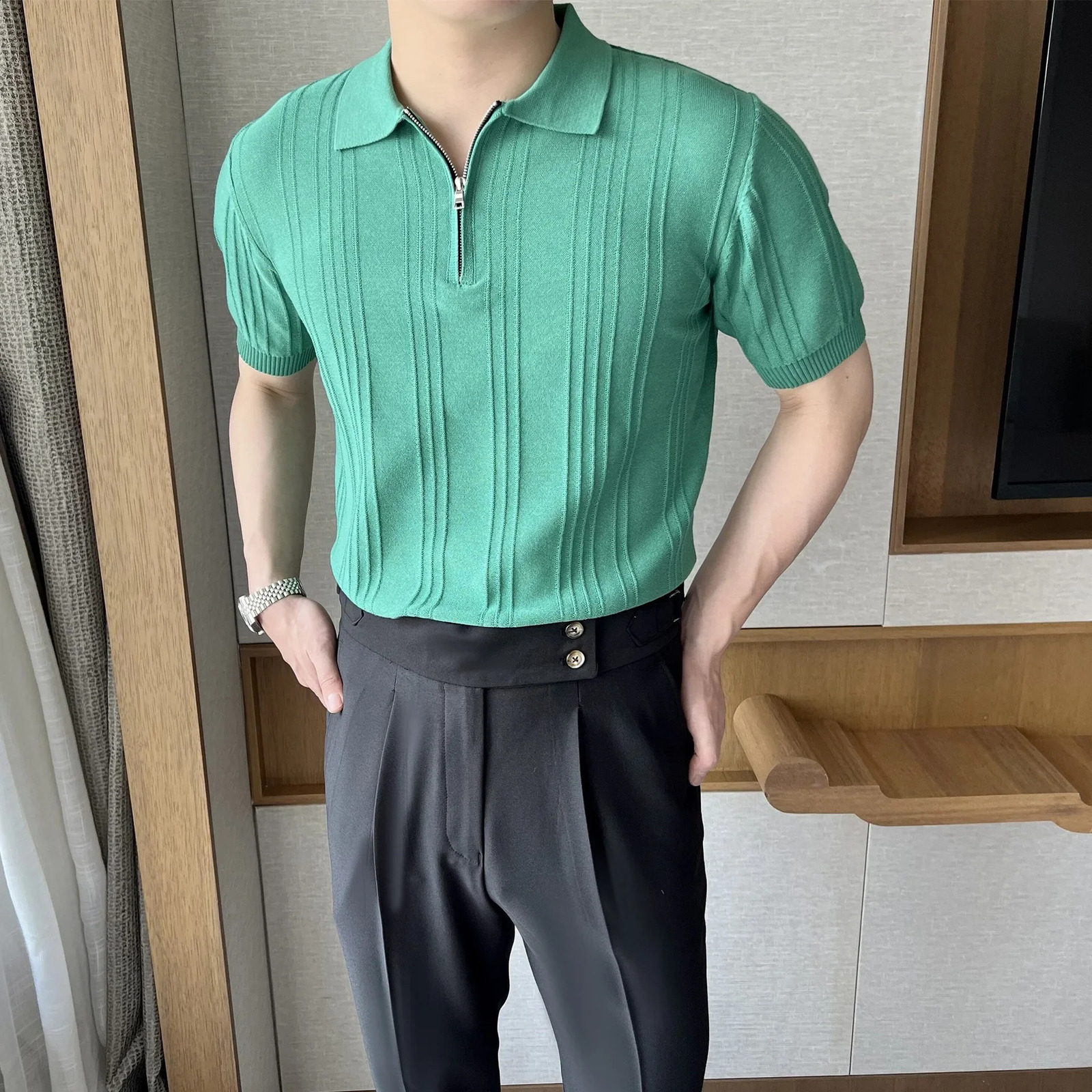 Italian style zipper short sleeved polo shirt British retro elegant jacquard lapel ribbed knit mens half sleeve 240828