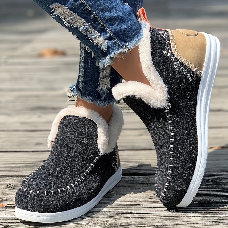 Winter Warmth Plush Lined Flat Shoes for Women - Thermal Insulation, Round Toe Design, Slip-On Closure, Water-Resistant, Breathable, Anti-Slip Sole