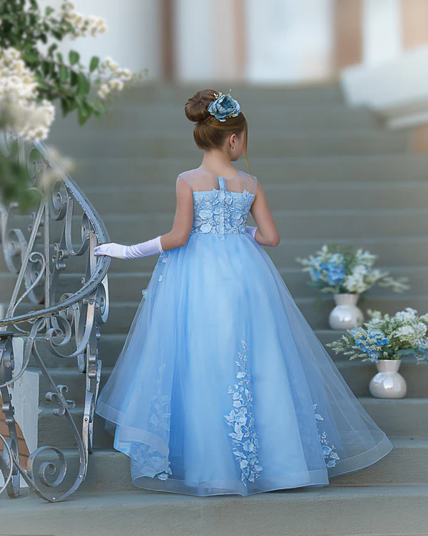 Sky Blue Sleeveless Weddings Flower Girl Dresses Sheer Neck Ball Gown Kids Birthday Party Gowns Beaded Bow Tie Off The Shoulder Formal Kid Dress