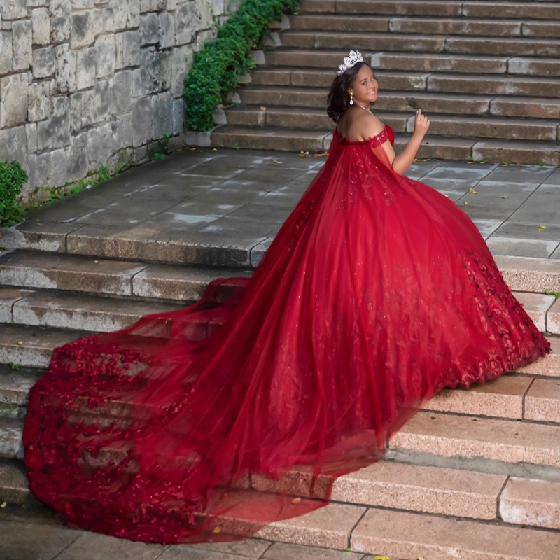 Red Shiny Quinceanera Dresses Ball Gown With Cape Beading Crystals Bow Tull Corset Sweet 16 Dress Vestido De 15 Anos