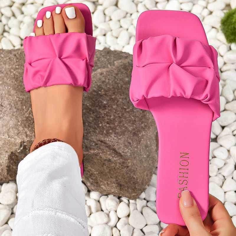 Folding Summer Womens Slippers Trend Flat Outdoor Womens Slippers 2024 Korean Luxury Design Womens Shoes Green CL240828