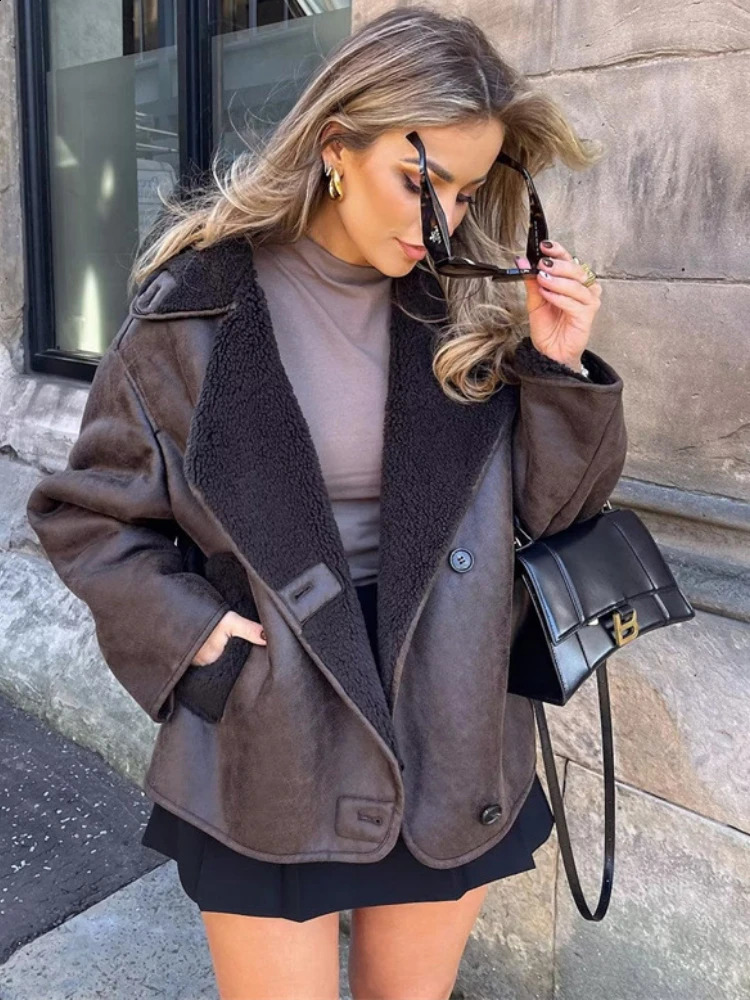 ZBZA Womens Thick Artificial Leather Jacket Retro Warm Collar Oblique Breasted Loose Pocket Solid Jacket Winter Womens Fashion Jacket 240827