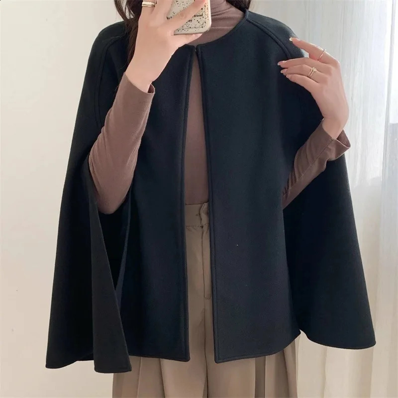 Products Womens Autumn and Winter Wool Coat Womens Autumn Casual Coat Womens Shawl 240828