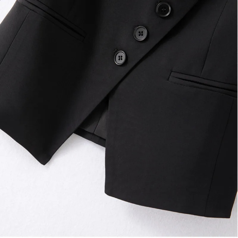 Wxw0729 black jacket womens V-neck ultra-thin asymmetric jacket womens short sleeved sleeveless vest single chest spring 240828