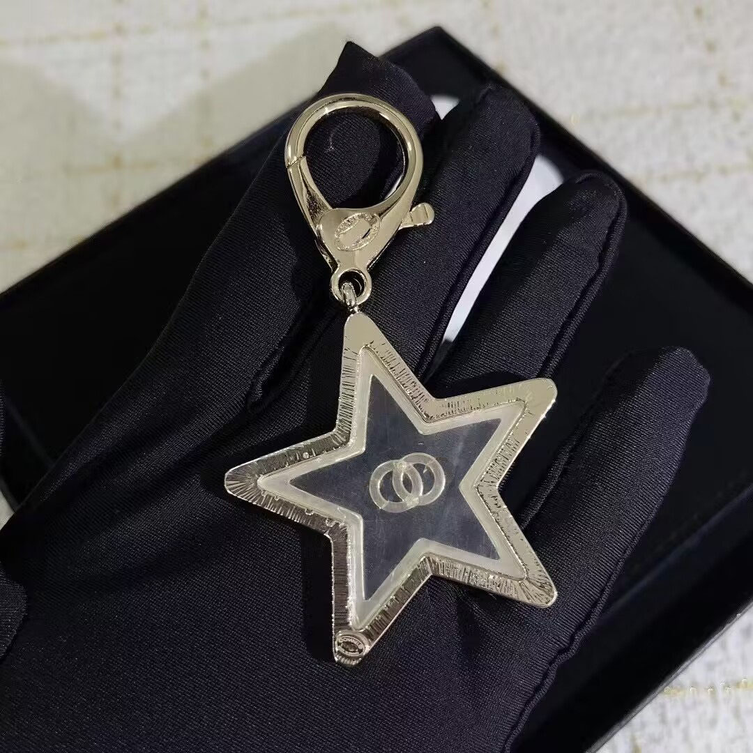 designer keychain women/men with diamonds designers keychain wallet Car Key Chain Women Buckle jewelry Keyring Keychains