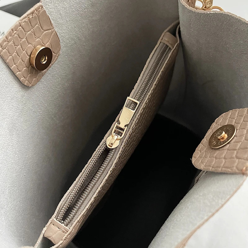 Alligator Bucket Classic Bags for Women PU Leather Shoulder Bag Female 2024 Trend Small Adjustable Strap Handbag 240828