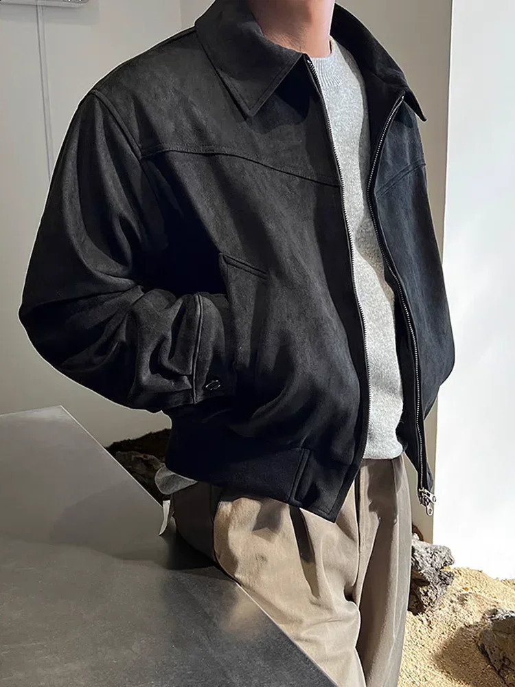 Mens Short Bomber Jackets 2024 Spring Retro Lapel Zipper Pocket Windbreaker Coats High Quality Overcoat Streetwear 240827