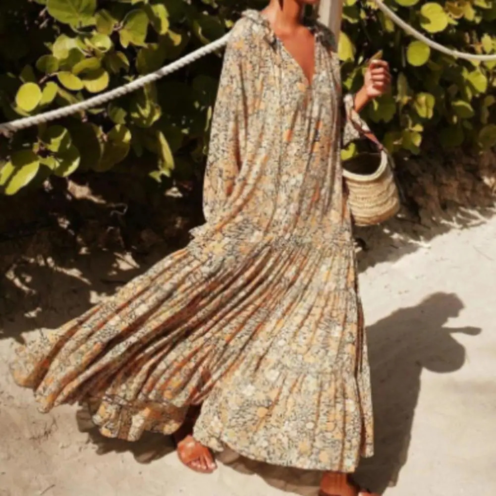 V-neck long sleeved dress with large hem bohemian floral print pleated decorative pocket dress 240827