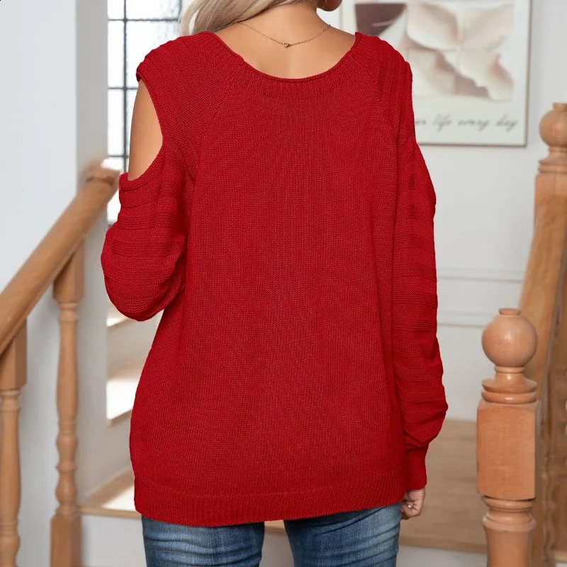 Autumn and Winter Womens Pullover Round Neck Off Shoulder Button Screw Thread Long Sleeved Sweater Knit Underlay Elegant Tops 240828