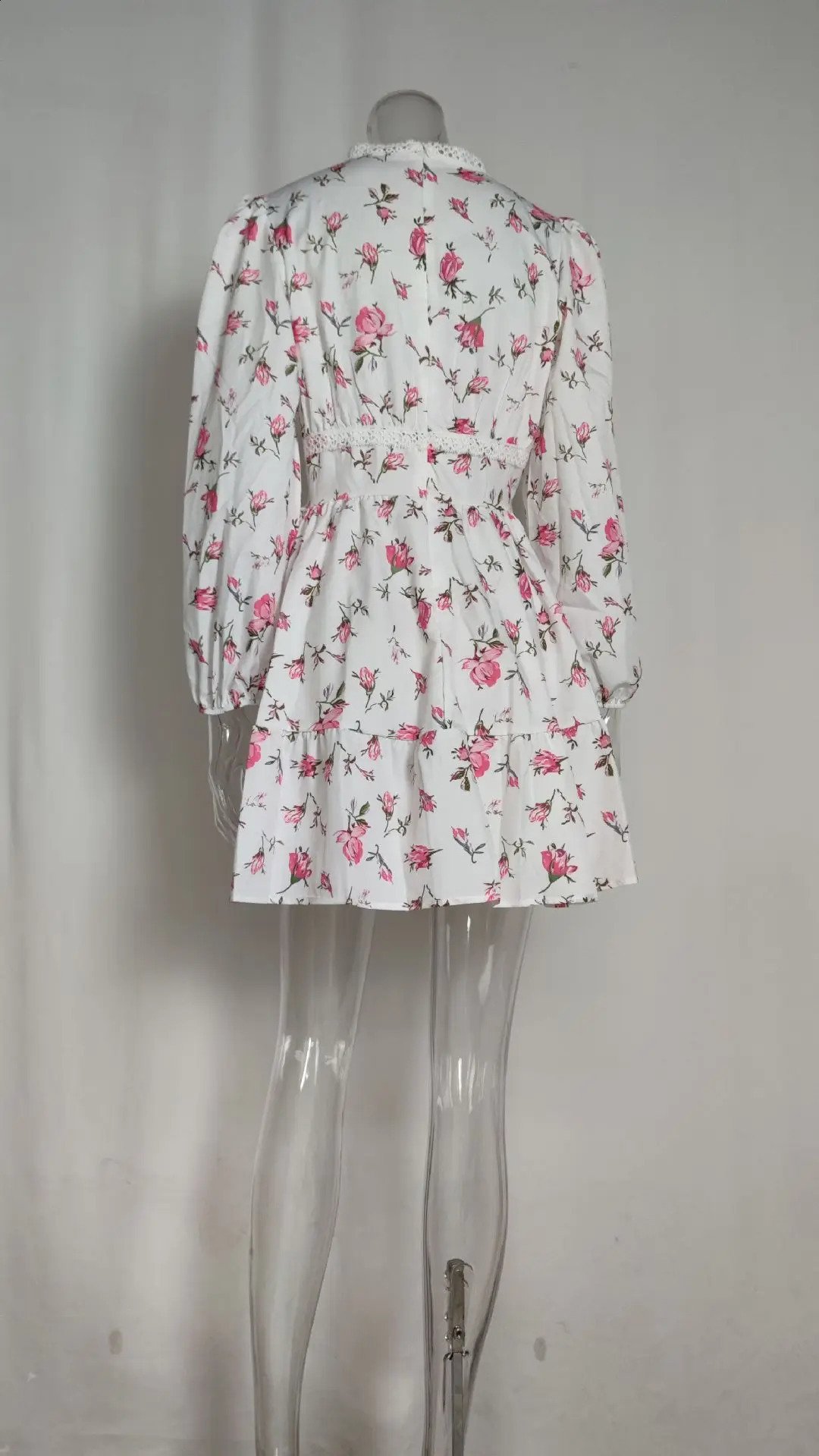 Colorful candy colored summer womens long sleeved Aline dress elegant and sweet printed Vneck lace short skirt 240828