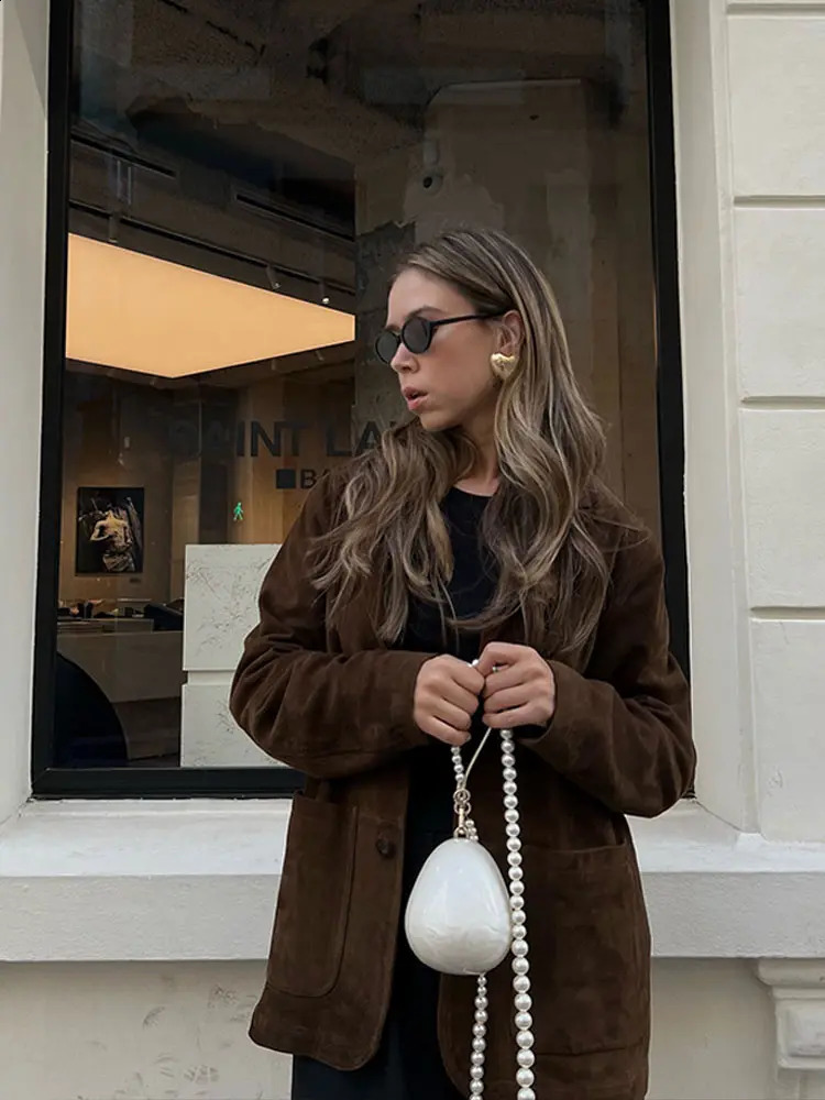 Fashionable brown button with Paocket loose jacket womens casual lapel long sleeved jacket womens autumn warm high street jacket 240827