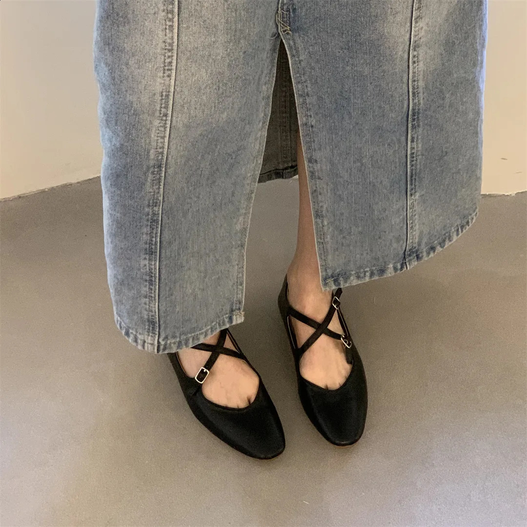 Toe Round Shallow All-Match Mouth Cross Womens Shoes Casual Female Sneakers Ballet Flats Ladies Footwear Retro Ballerinas