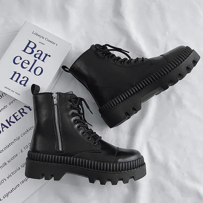 British Style Hightop Leather Large Size Autumn and Winter Trend Side Zipper Men Motorcycle Toog Boots 240826