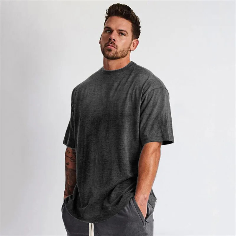 Plain Gym Clothing Fitness Wear Oversized T Shirt Men Hip Hop Sportswear Loose Short Sleeve Tshirt Muscle Bodybuilding 240823