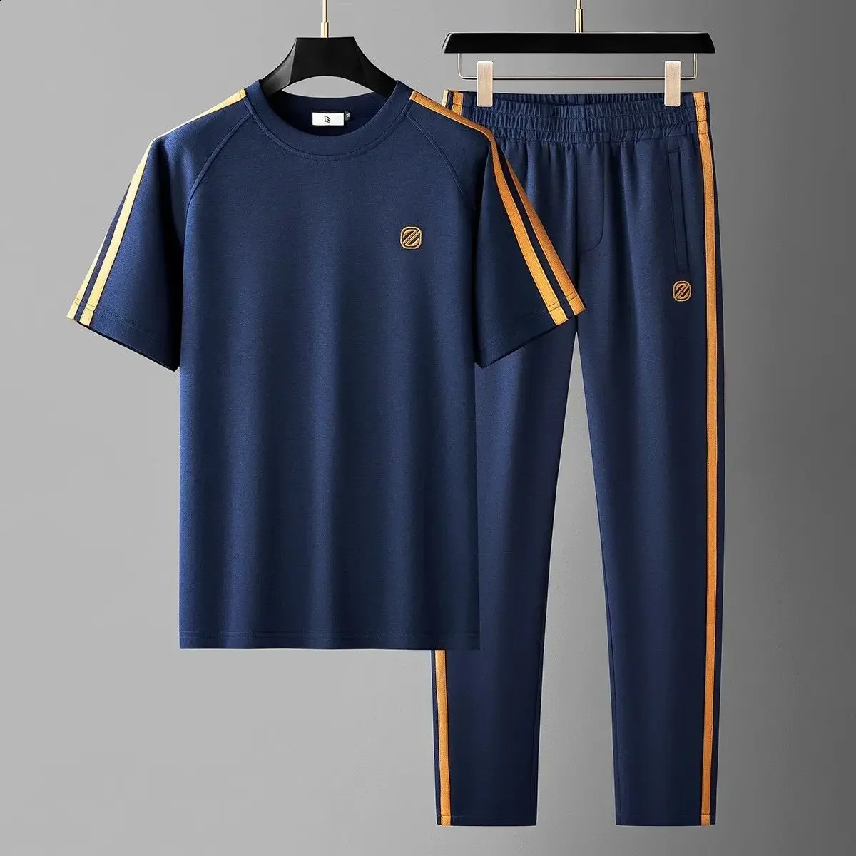 summer mens clothing silk short sleeved casual sportswear high-end embroidered ribbon mens clothing two-piece set 240827