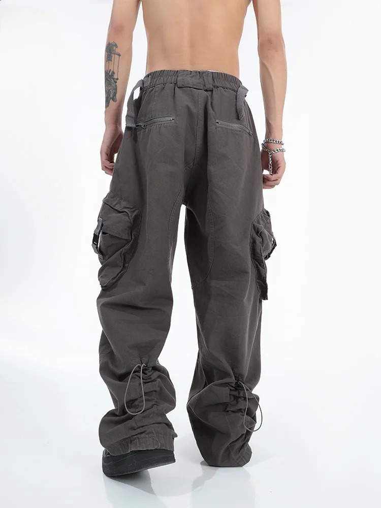 US Street Fashion Big Pocket Surpasses Mens Loose Casual Design Straight Wide Leg Pants 240827