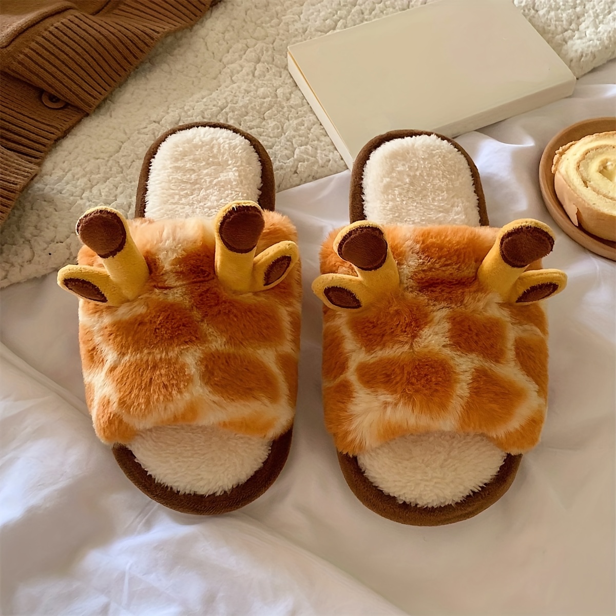 Kawaii Cartoon Giraffe Plush Slippers - Soft Fabric Inner, Fluffy Open-Toe Design, Cozy Slip-On Shoes for Women - Casual Bedroom Slippers with PVC Sol