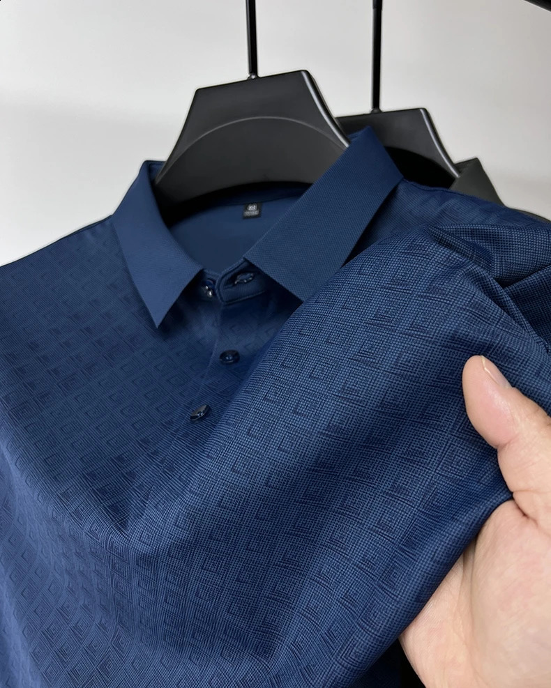 High end ice silk breathable short sleeve T-shirt men lapels summer trend plaid polo shirt fashionable and casual mens clothing 240828