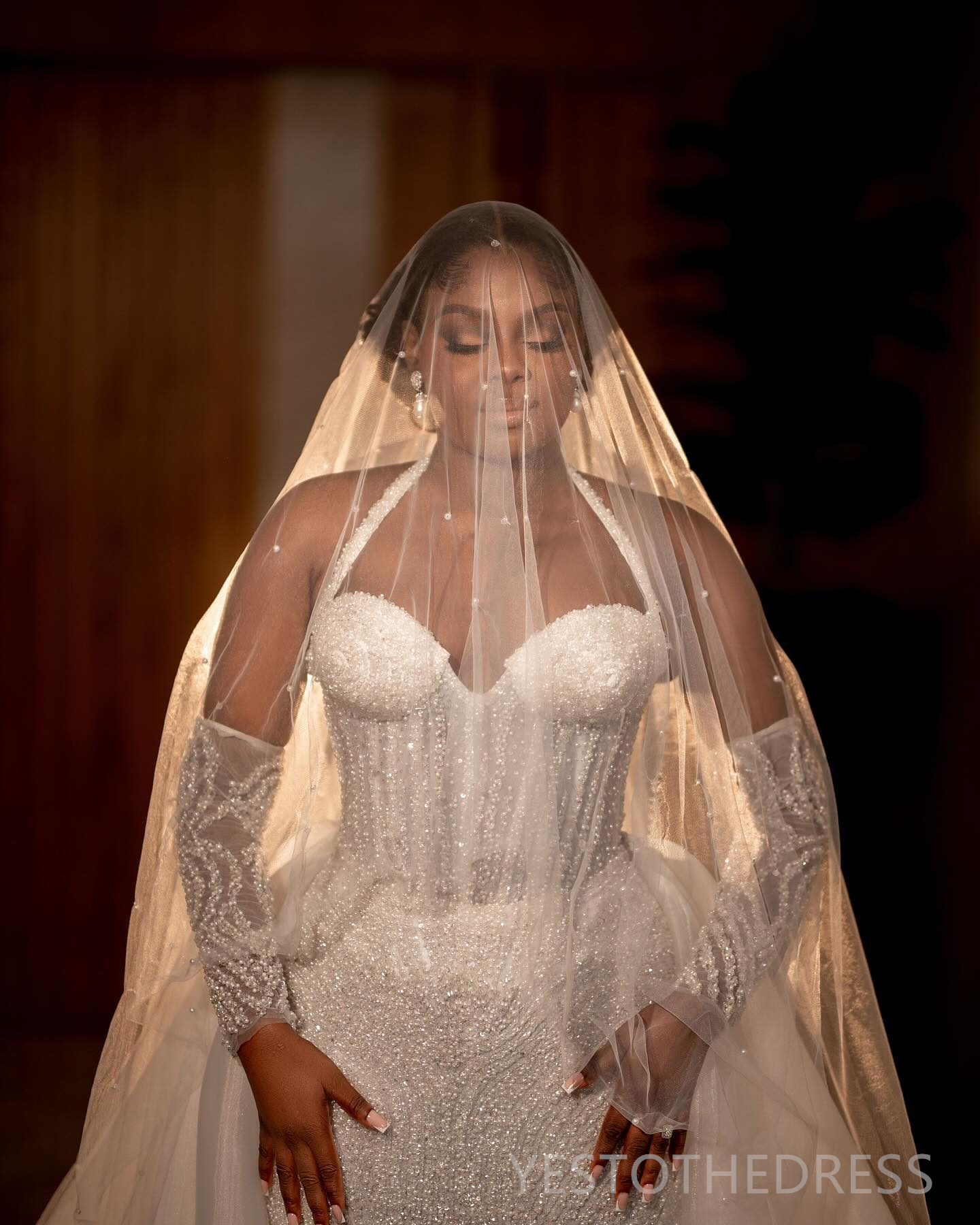 R&W 2024 Plus Size Bride With Detachable Train urious Mermaid Wedding Dress Bridal Gowns Halter Bead Lace Marriage Gown For African Black Women D309