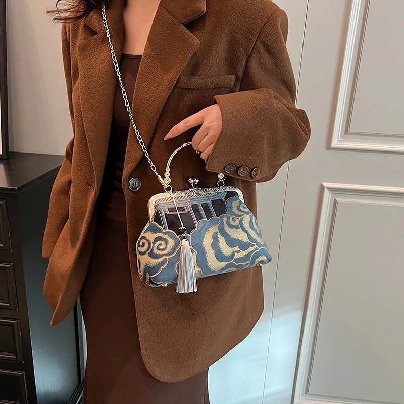 Xiangyun Retro Chinese Style Handbags Womens Special Court Style Shoulder Messenger Bag 240828