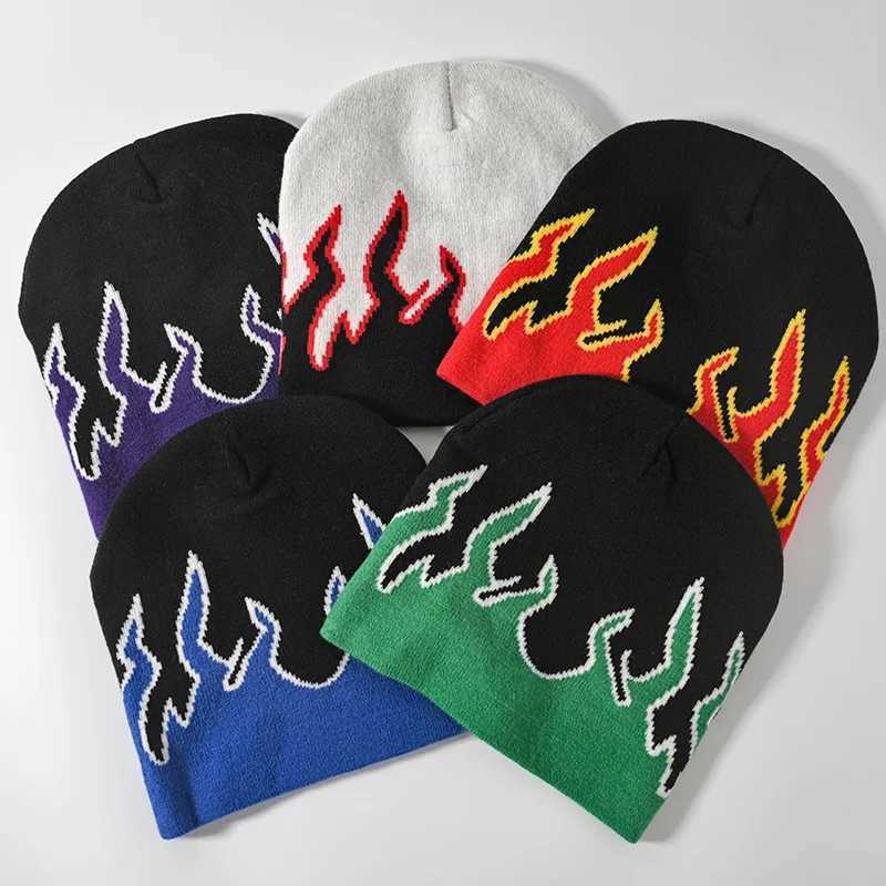 Hip Hop Fire Knitted Beanies Gothic Flame Sklies Hat Flame Wen Mens Punk Winter Outdoor Riding Hat Halloween Accessories X250212