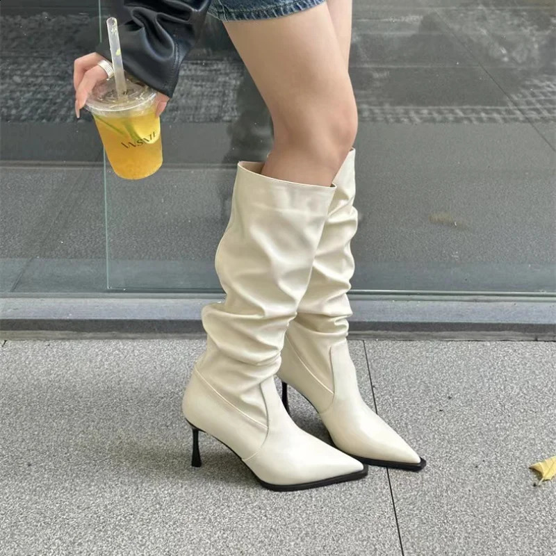 Womens Pointy pleated boots high heels black womens knee high heels womens autumn fashion slim high heels womens Pointy rubber boots 240827