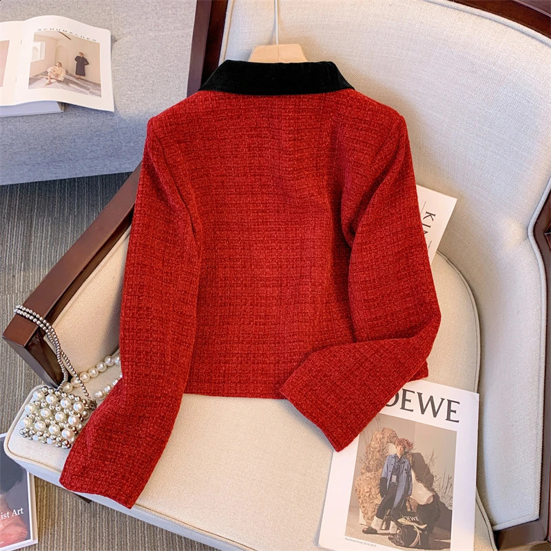 Large womens autumnwinter French collar elegant coarse woolen coat and velvet skirt fashionable twopiece set selling 240828