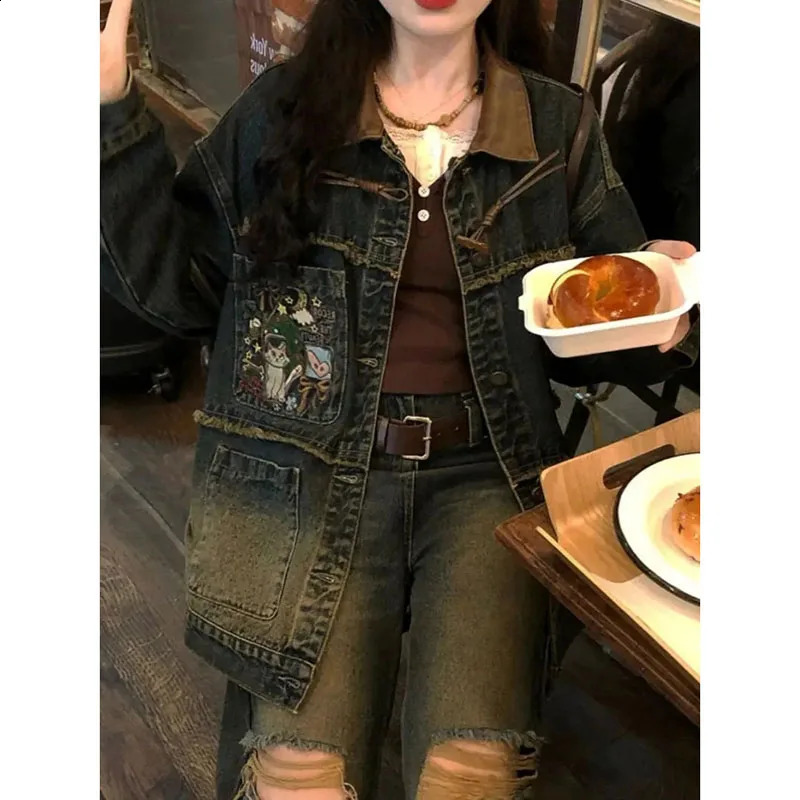 Original Embroidered Ladies Loose Joker Denim Jacket Spring And Autumn Old Jacket Leisure Comfortable Pocket Single-Breasted Coa 240828